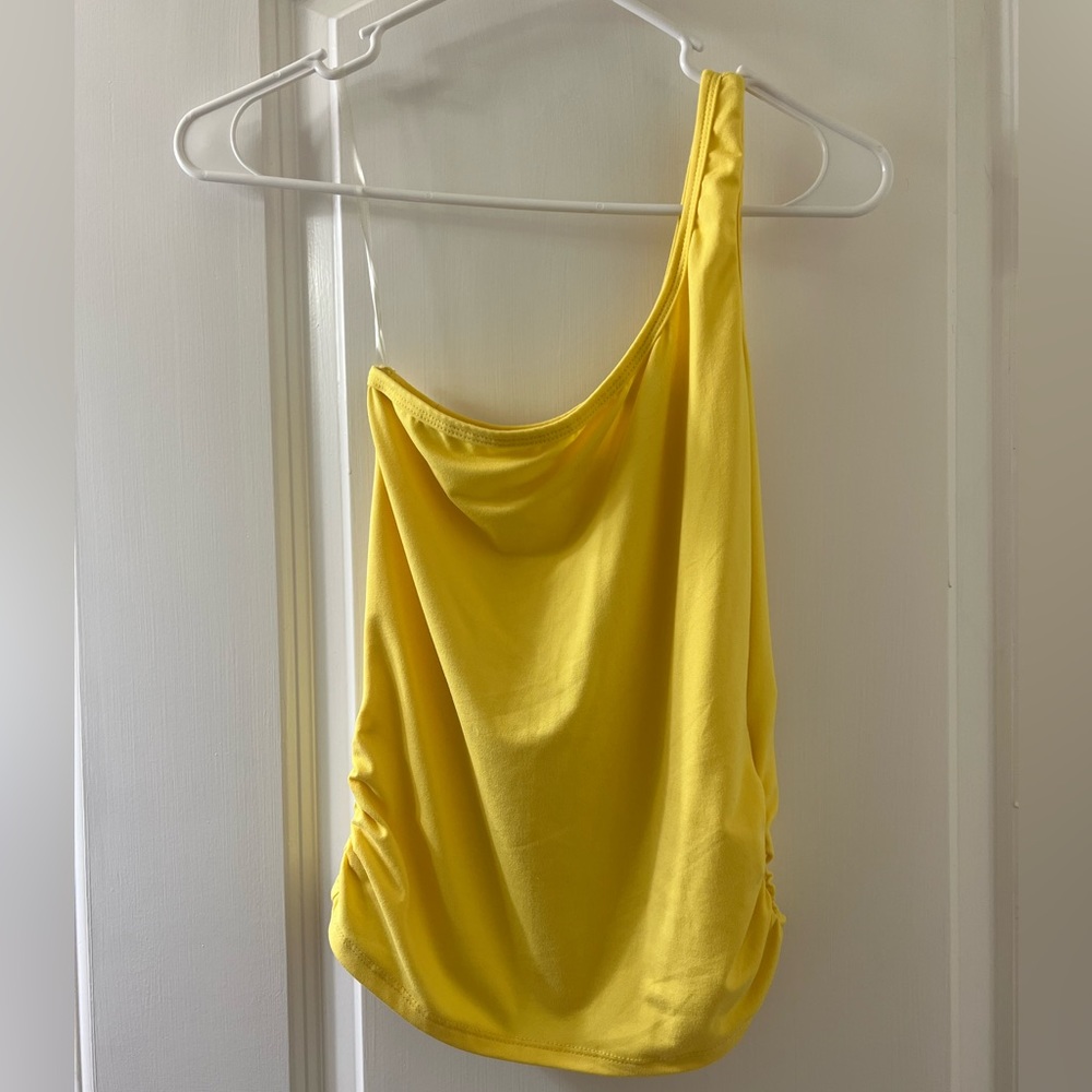 One shoulder tank